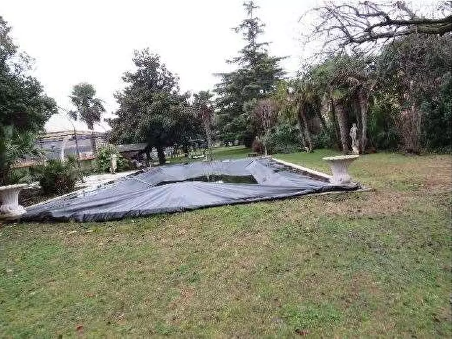 Immagine 30 di Villa in vendita  in Via Pozzo dell'Amore 41 a Affi