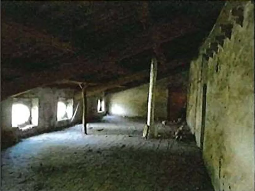 Immagine 30 di Appartamento in vendita  in Via Laghetto Squarà 15/a - 17 a Verona