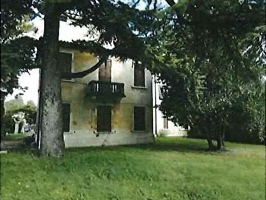 Immagine 48 di Appartamento in vendita  in Via Laghetto Squarà 15/a - 17 a Verona