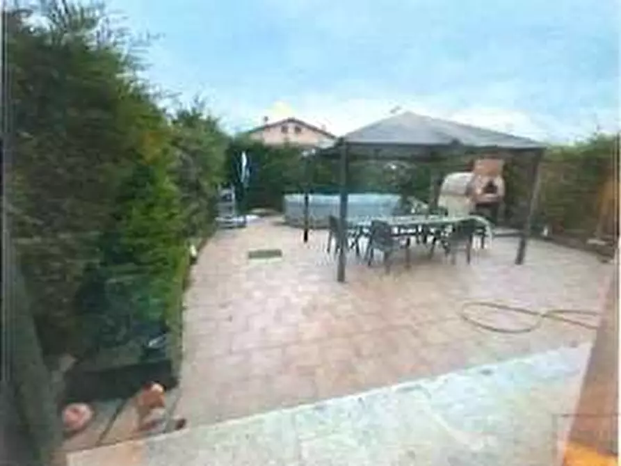 Immagine 43 di Appartamento in vendita  in Via Camillo Benso Conte di Cavour 3 a Sona