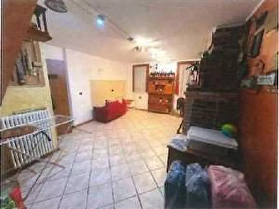 Immagine 25 di Appartamento in vendita  in Via Camillo Benso Conte di Cavour 3 a Sona