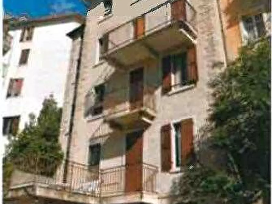 Immagine 2 di Porzione di casa in vendita  in Via Roma 22 a Bosco Chiesanuova