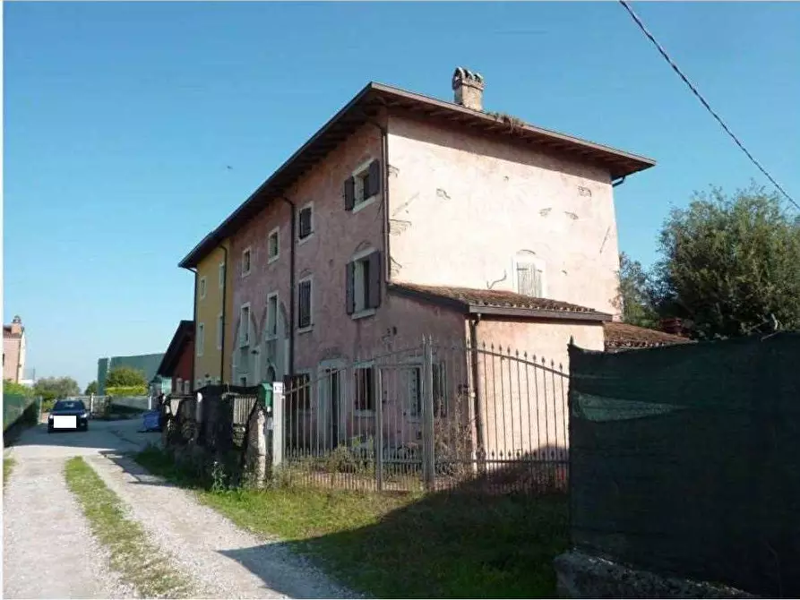 Immagine 5 di Villetta a schiera in vendita  in Varana 12 a Nogarole Rocca