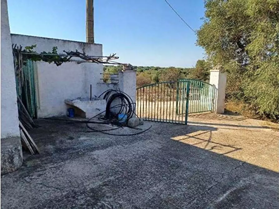 Immagine 3 di Rustico / casale in vendita  in Contrada Tamburroni snc a Ostuni