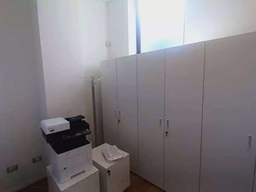 Immagine 17 di Negozio in vendita  in Via Luigi Galvani  7 a Verona