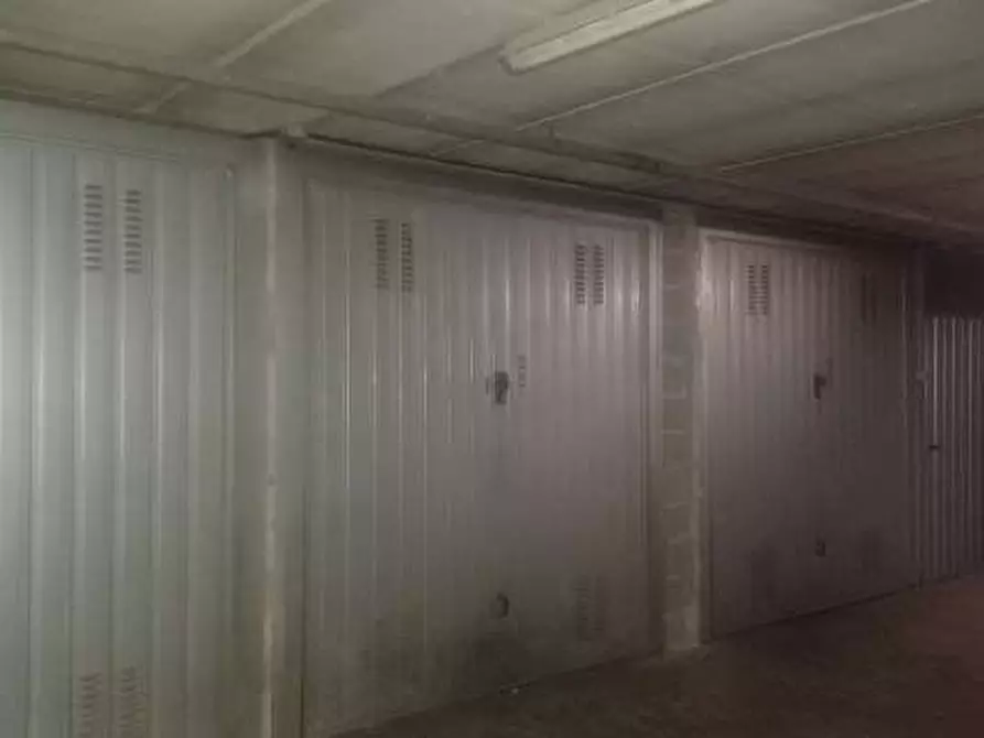 Immagine 22 di Negozio in vendita  in Via Luigi Galvani  7 a Verona