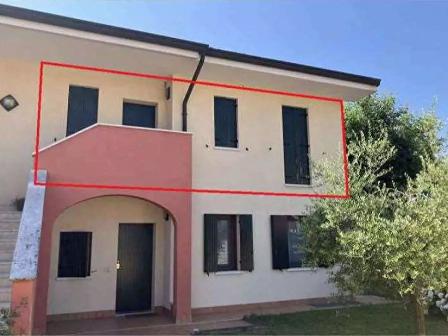 Immagine 1 di Appartamento in vendita  in Via Girelli 23 a Bussolengo