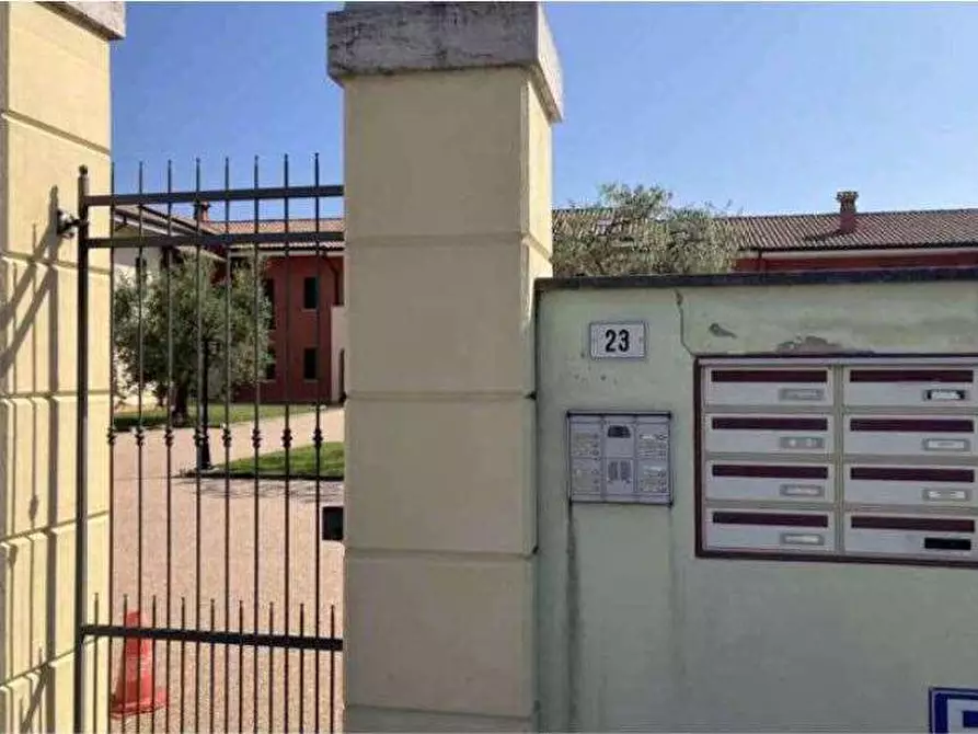 Immagine 12 di Appartamento in vendita  in Via Girelli 23 a Bussolengo