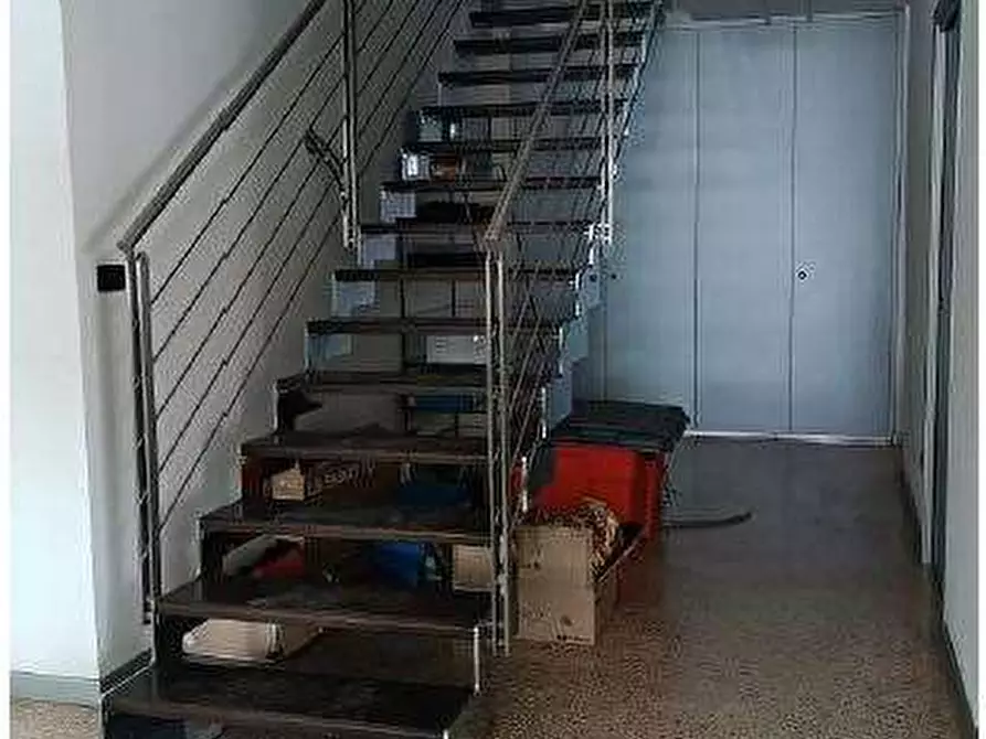 Immagine 30 di Magazzino in vendita  in Via Sacco 4 a Pescantina