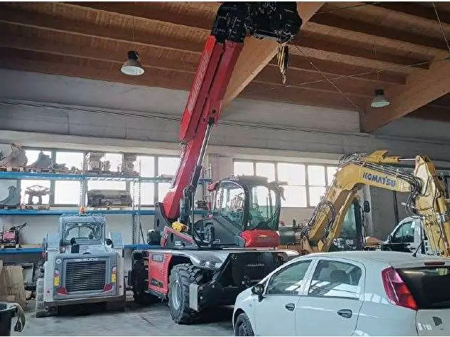 Immagine 54 di Magazzino in vendita  in Via Sacco 4 a Pescantina