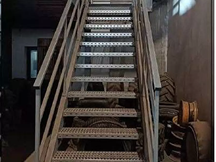 Immagine 64 di Magazzino in vendita  in Via Sacco 4 a Pescantina