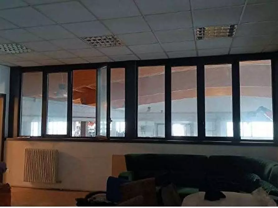 Immagine 71 di Magazzino in vendita  in Via Sacco 4 a Pescantina
