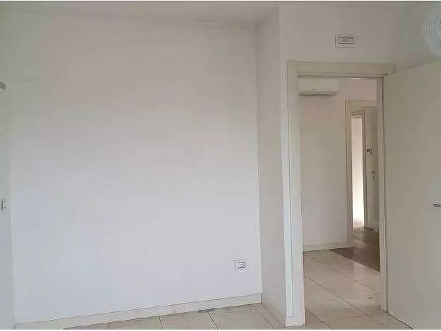Immagine 88 di Magazzino in vendita  in Via Sacco 4 a Pescantina