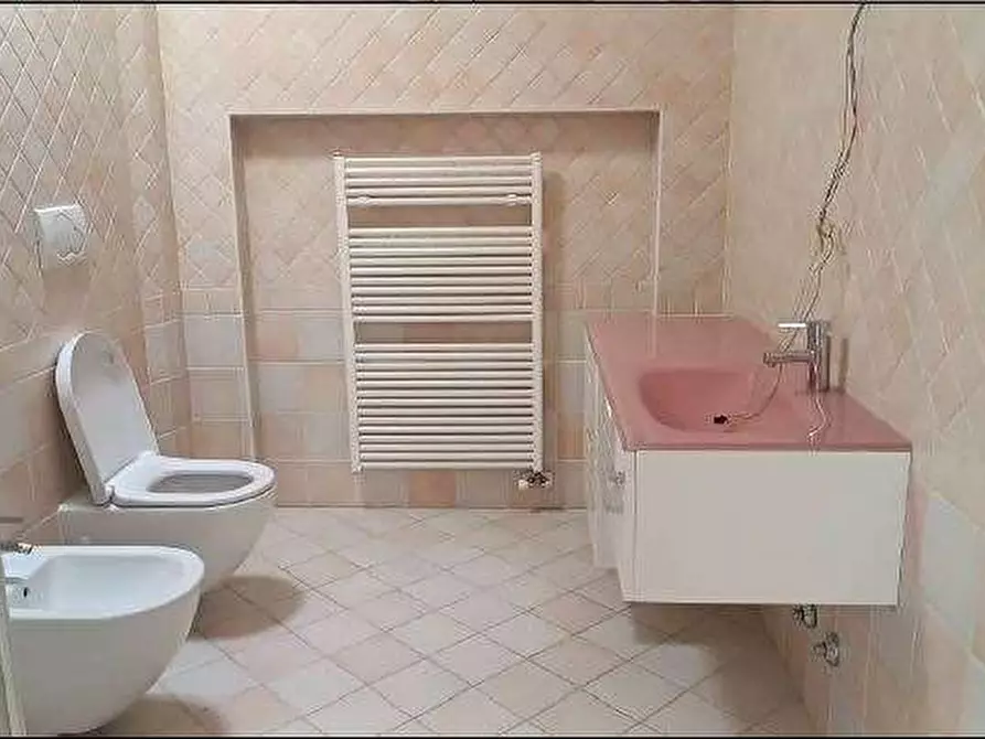 Immagine 100 di Magazzino in vendita  in Via Sacco 4 a Pescantina