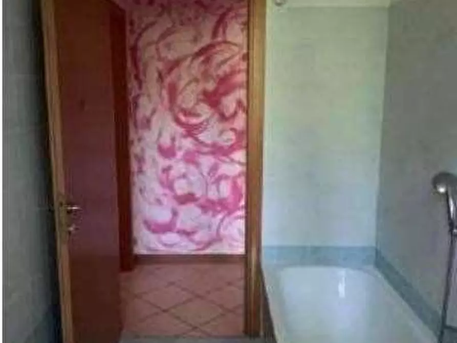 Immagine 10 di Appartamento in vendita  in Via Rissette 16 a Lazise