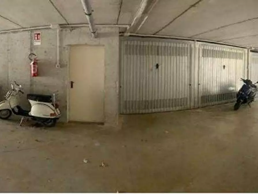 Immagine 18 di Appartamento in vendita  in Via Rissette 16 a Lazise