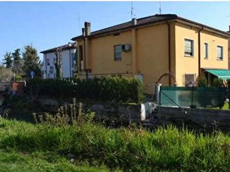 Immagine 4 di Appartamento in vendita  in Via Monsignor Fontana 21 a Isola Della Scala