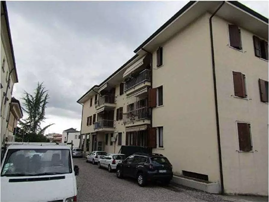 Immagine 6 di Appartamento in vendita  in Via Don Giovanni Battista Tessari 12 a Lavagno