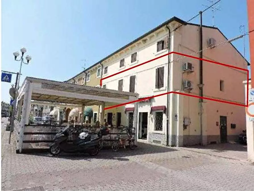 Immagine 1 di Ufficio in vendita  in Piazza A. De Gasperi 32 a San Giovanni Lupatoto