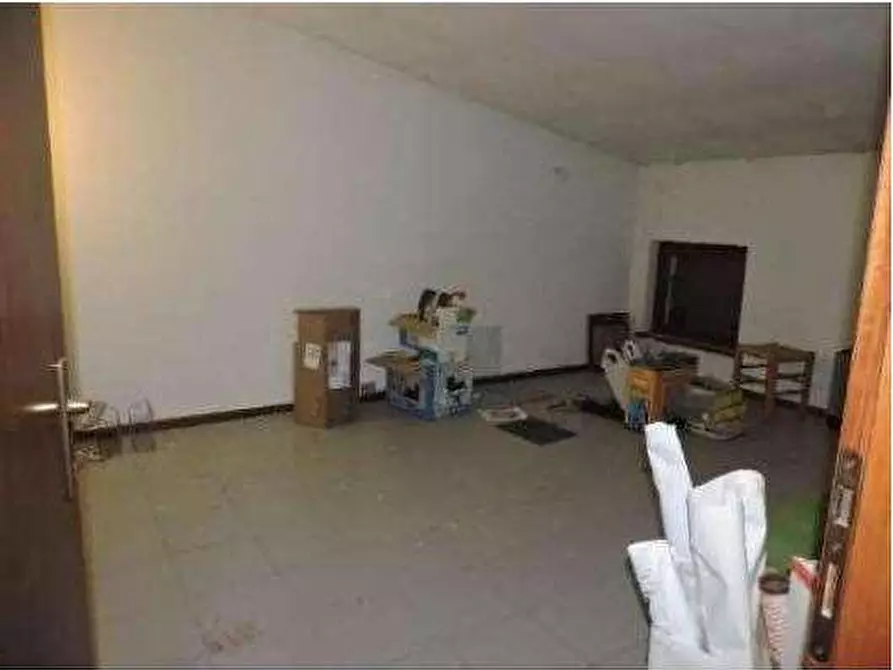 Immagine 18 di Ufficio in vendita  in Piazza A. De Gasperi 32 a San Giovanni Lupatoto