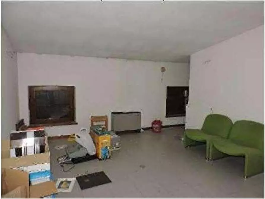 Immagine 19 di Ufficio in vendita  in Piazza A. De Gasperi 32 a San Giovanni Lupatoto