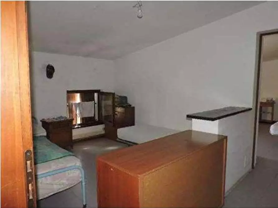 Immagine 32 di Ufficio in vendita  in Piazza A. De Gasperi 32 a San Giovanni Lupatoto