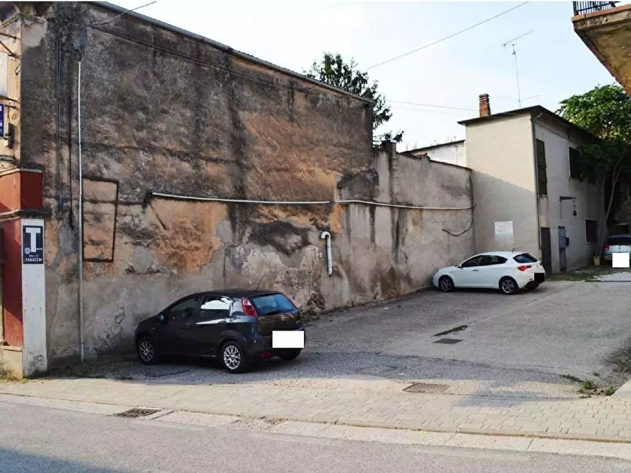 Immagine 7 di Negozio in vendita  in Via Roma 77 a Roncà