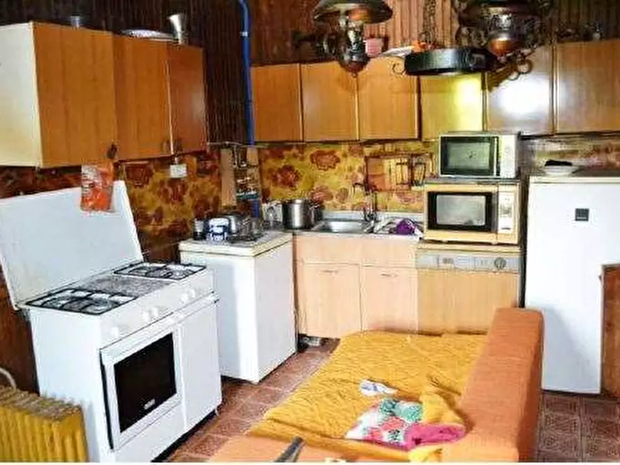 Immagine 22 di Negozio in vendita  in Via Roma 77 a Roncà