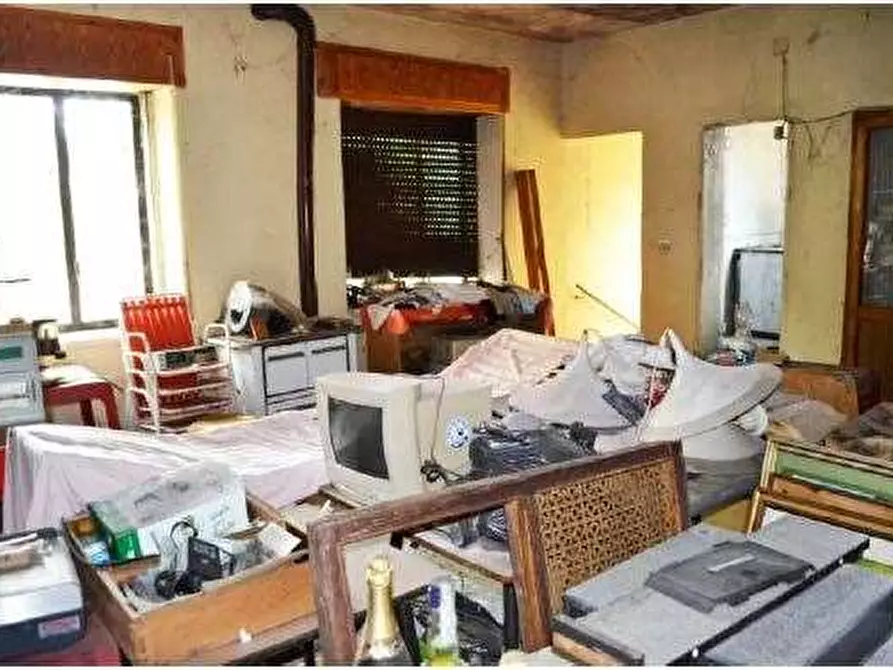 Immagine 30 di Negozio in vendita  in Via Roma 77 a Roncà