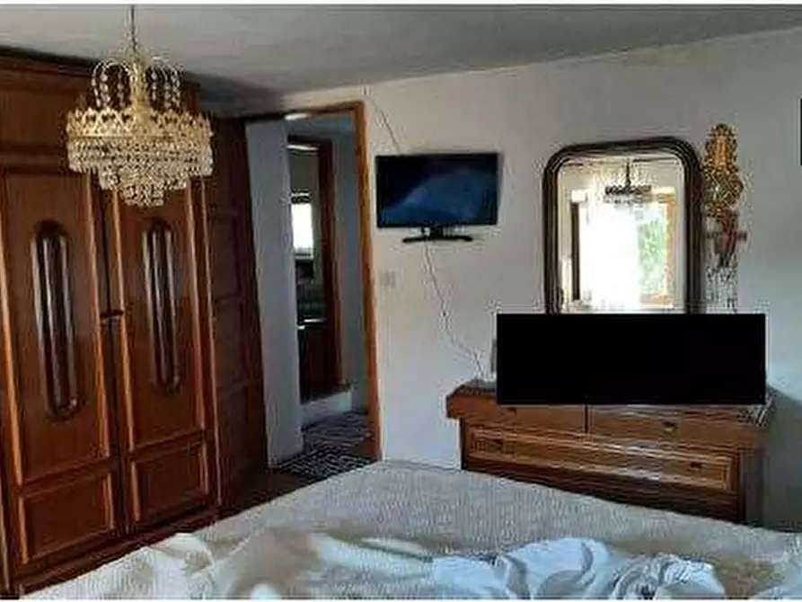 Immagine 8 di Porzione di casa in vendita  in Località Moie a Caprino Veronese