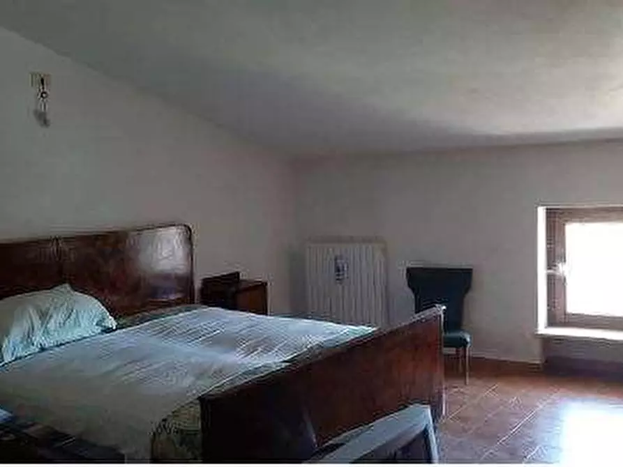 Immagine 10 di Porzione di casa in vendita  in Località Moie a Caprino Veronese