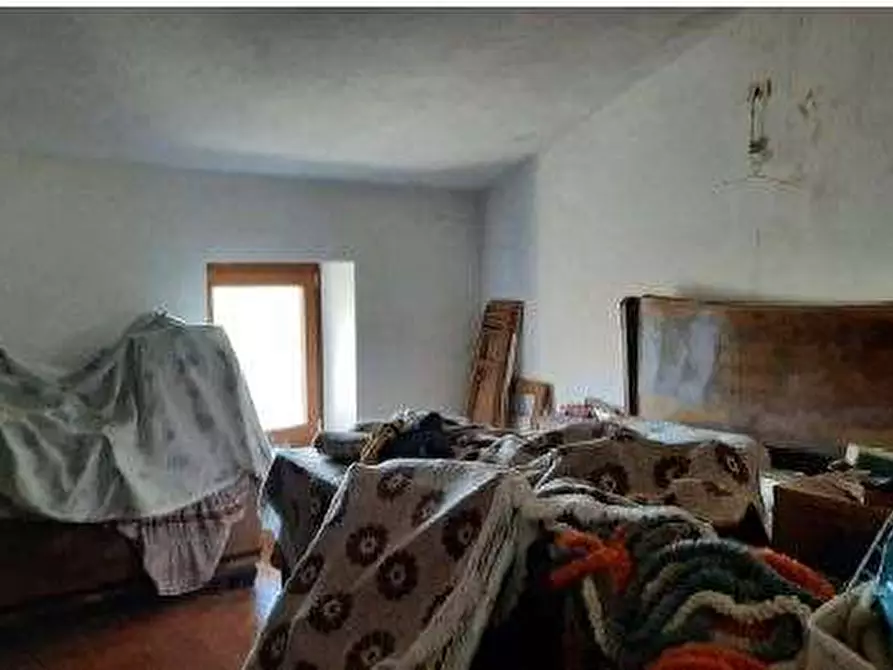 Immagine 11 di Porzione di casa in vendita  in Località Moie a Caprino Veronese