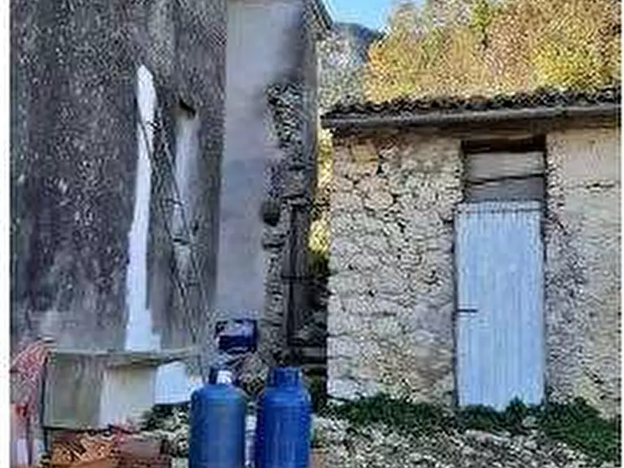 Immagine 20 di Porzione di casa in vendita  in Località Moie a Caprino Veronese