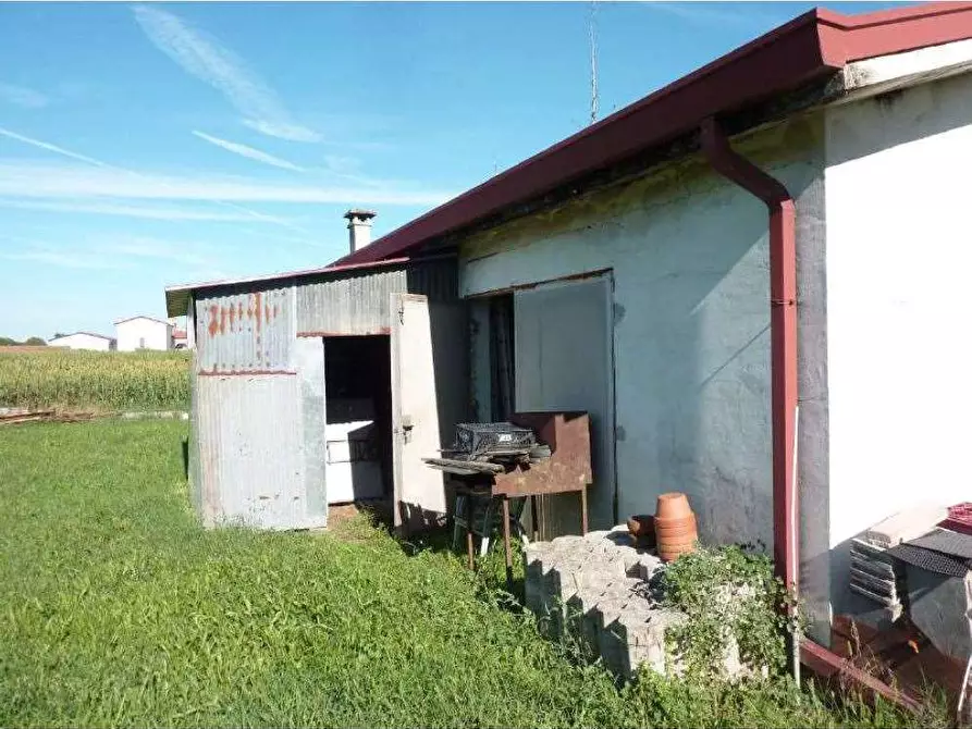 Immagine 14 di Porzione di casa in vendita  in Via Caseggiato  18/B - 20 a Boschi Sant'anna