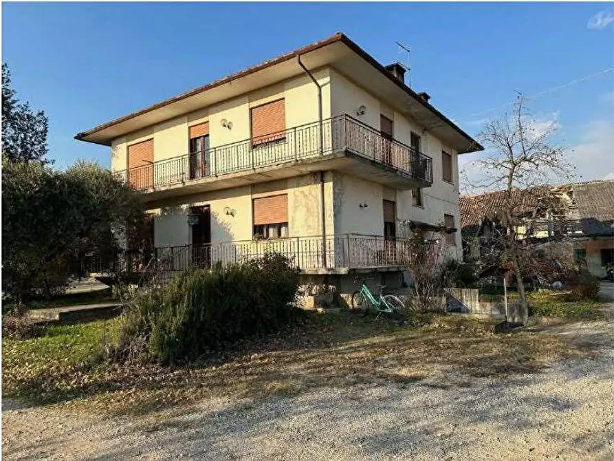 Immagine 2 di Appartamento in vendita  in Via Cattaneo  14 a Marostica