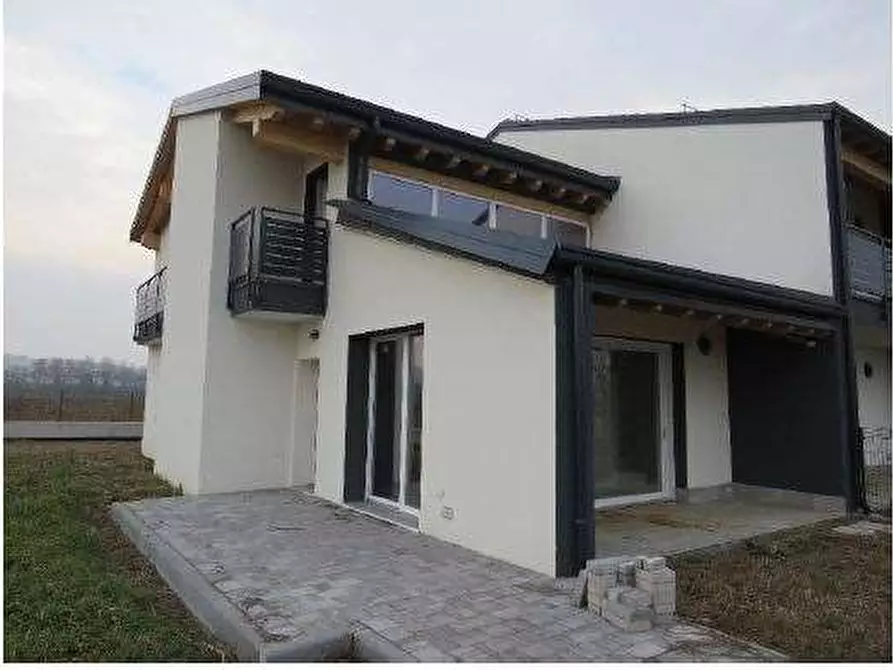 Immagine 2 di Villetta a schiera in vendita  in Via Vaghetto snc a Lavagno