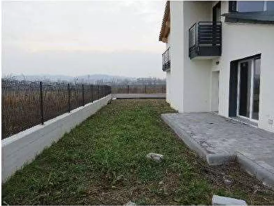 Immagine 8 di Villetta a schiera in vendita  in Via Vaghetto snc a Lavagno