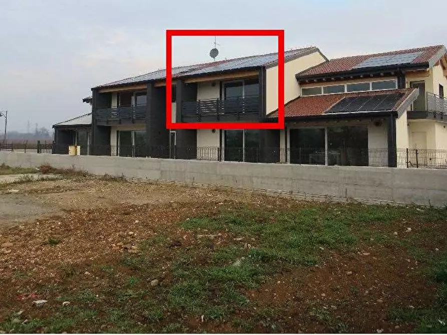 Immagine 1 di Appartamento in vendita  in Via Vaghetto snc a Lavagno