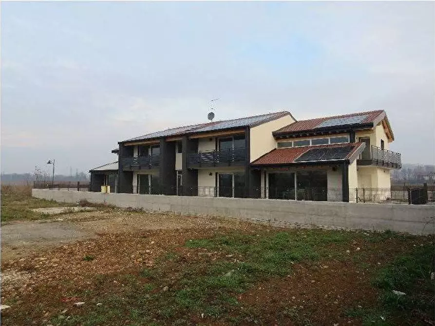 Immagine 2 di Appartamento in vendita  in Via Vaghetto snc a Lavagno
