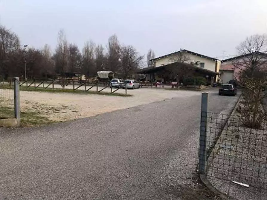 Immagine 4 di Rustico / casale in vendita  in Via Barbarago 9 a Sona