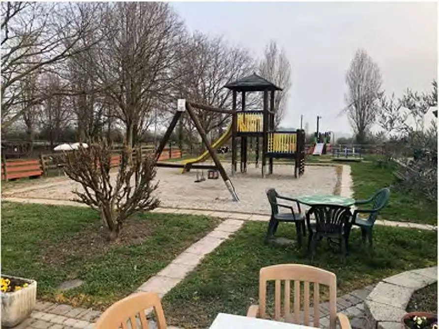 Immagine 9 di Rustico / casale in vendita  in Via Barbarago 9 a Sona