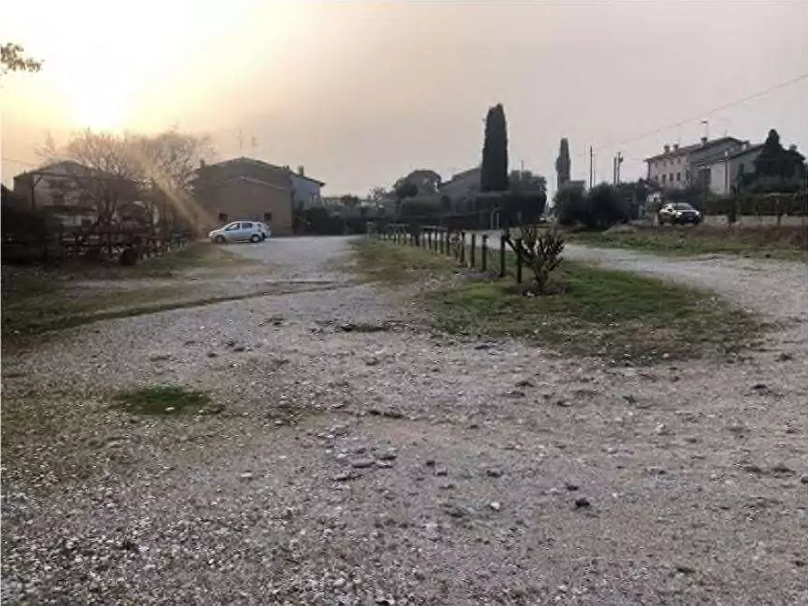Immagine 17 di Rustico / casale in vendita  in Via Barbarago 9 a Sona