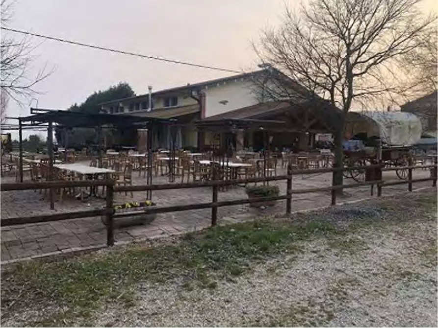 Immagine 23 di Rustico / casale in vendita  in Via Barbarago 9 a Sona