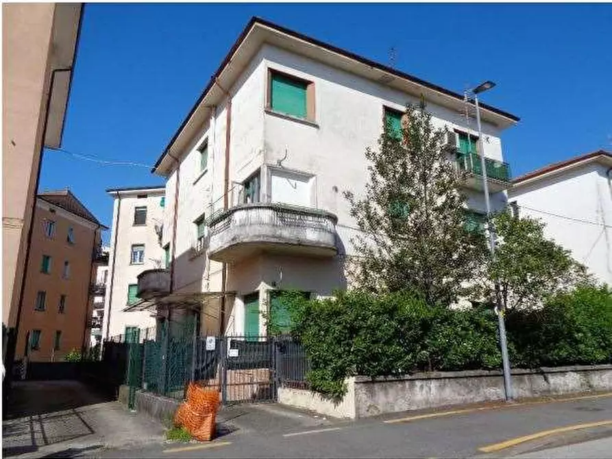 Immagine 2 di Appartamento in vendita  in Via Volturno 36/A a Verona