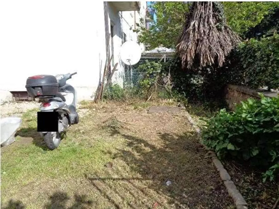 Immagine 6 di Appartamento in vendita  in Via Volturno 36/A a Verona