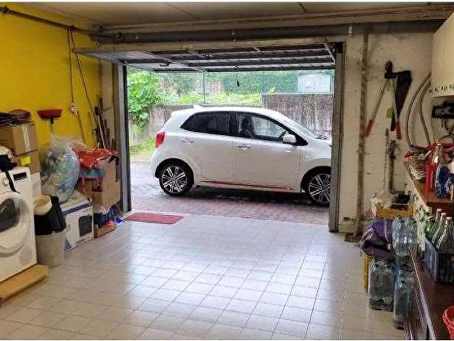 Immagine 15 di Appartamento in vendita  in Via Giare 694 a Sant'ambrogio Di Valpolicella