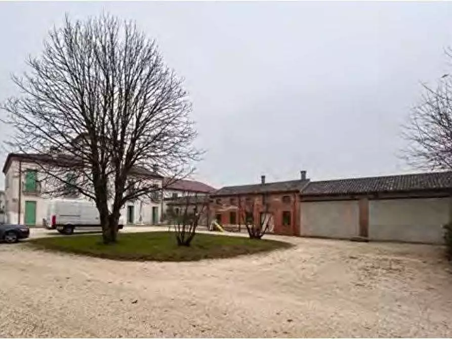 Immagine 2 di Villa in vendita  in Via Crosare di Sotto 50 a Pressana