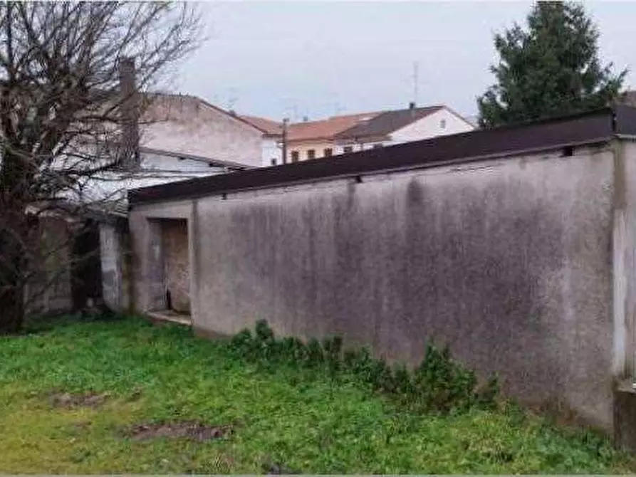 Immagine 4 di Laboratorio in vendita  in Via Federico Garofoli  180 a San Giovanni Lupatoto