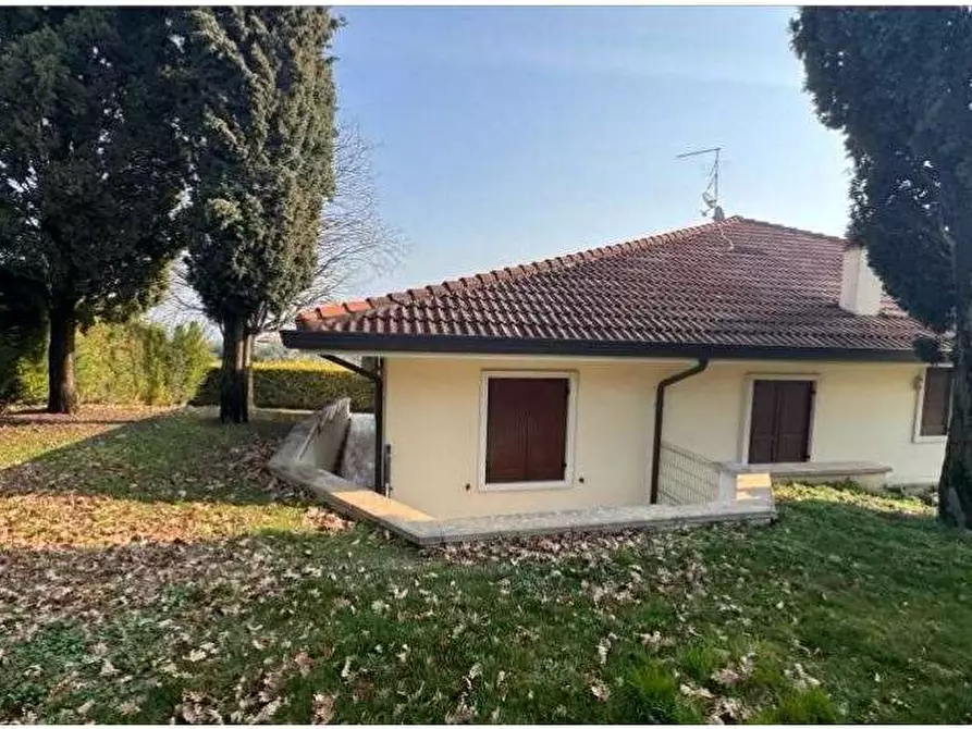 Immagine 8 di Villa in vendita  in Via Monte Baldo 10 a Lavagno