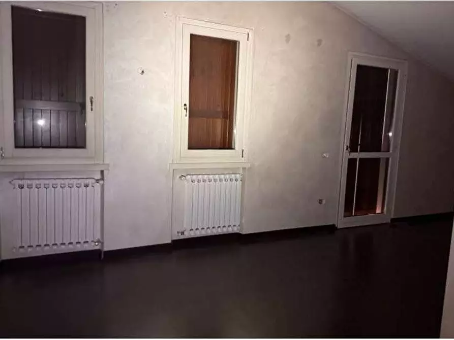 Immagine 21 di Villa in vendita  in Via Monte Baldo 10 a Lavagno